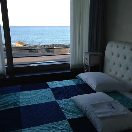 Palace Blu Mare 住宿加早餐酒店 加利波利