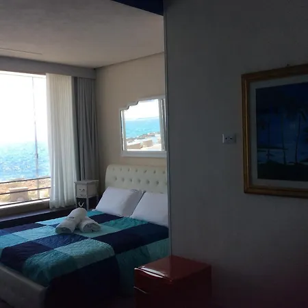 住宿加早餐酒店 Palace Blu Mare