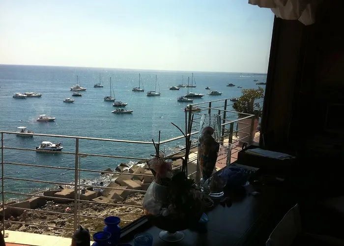 Palace Blu Mare Bed & Breakfast 3*